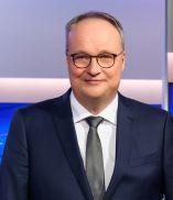 Schirmherr Oliver Welke